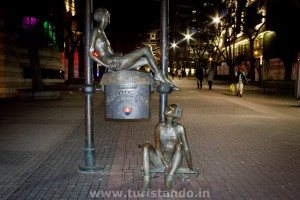 As estátuas engraçadinhas de Bratislava na Eslováquia