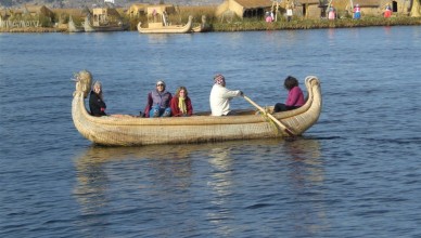 Ilha flutuante de Uros