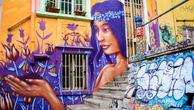Bate e Volta de Santiago: Arte de rua em Valparaiso