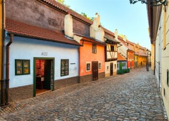 Visitando o castelo de Praga: o maior castelo do mundo