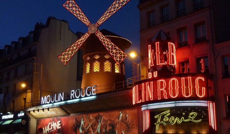 A História do Cabaré do Moulin Rouge em Paris